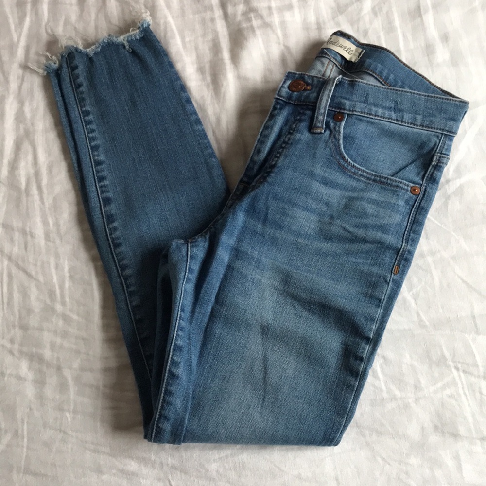Madewell Petite Mid-Rise Skinny Jeans in Frankie Wash
